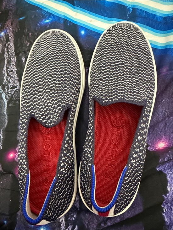 Shoes - Rothy’s Textured Navy & White Slip-On Sneakers size 5